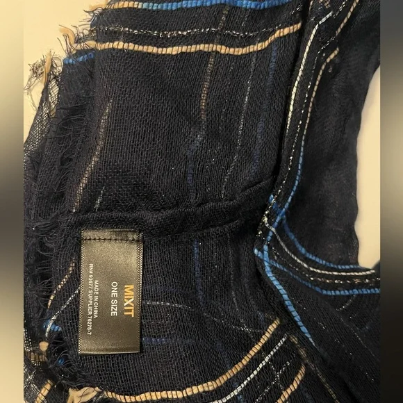 New mixit infinity scarf - Picture 2 of 3